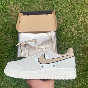 *SOLD*Nike- Air Force 1 Low ‘07 LV8 ‘Sail Linen’